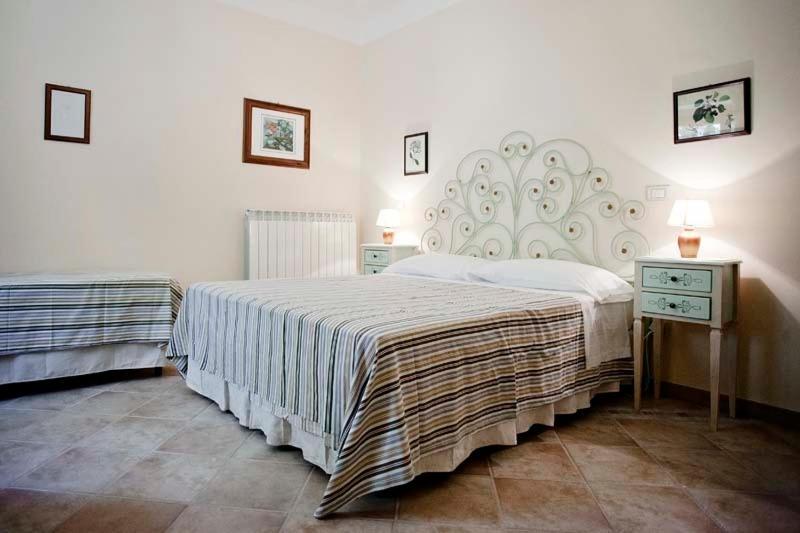 Il Casale Del Ra Guest House Tuoro sul Trasimeno Rom bilde
